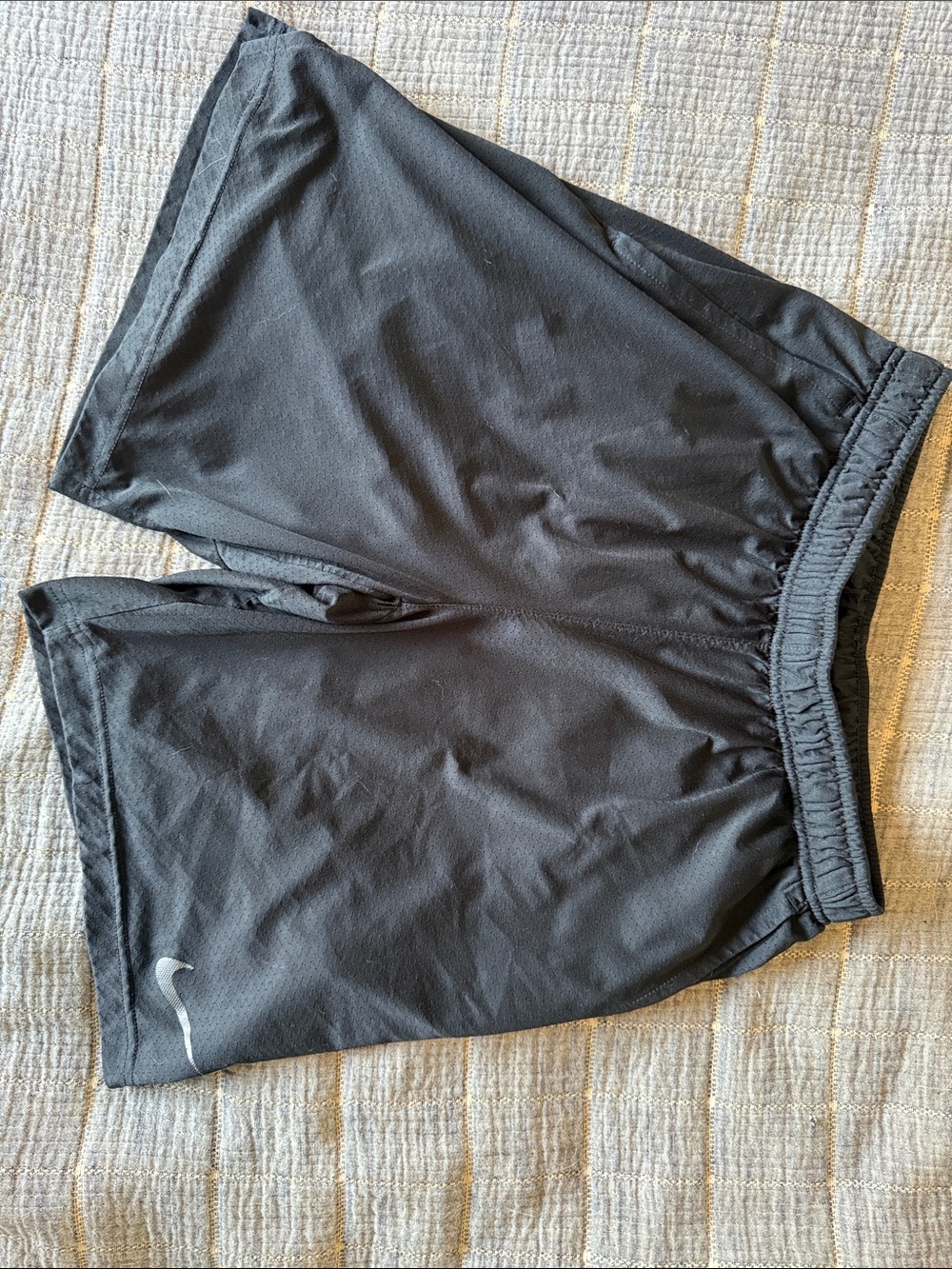 Bundle of THREE Nike Men’s Shorts (L) - black (2) and gray (1) - Picture 7 of 11